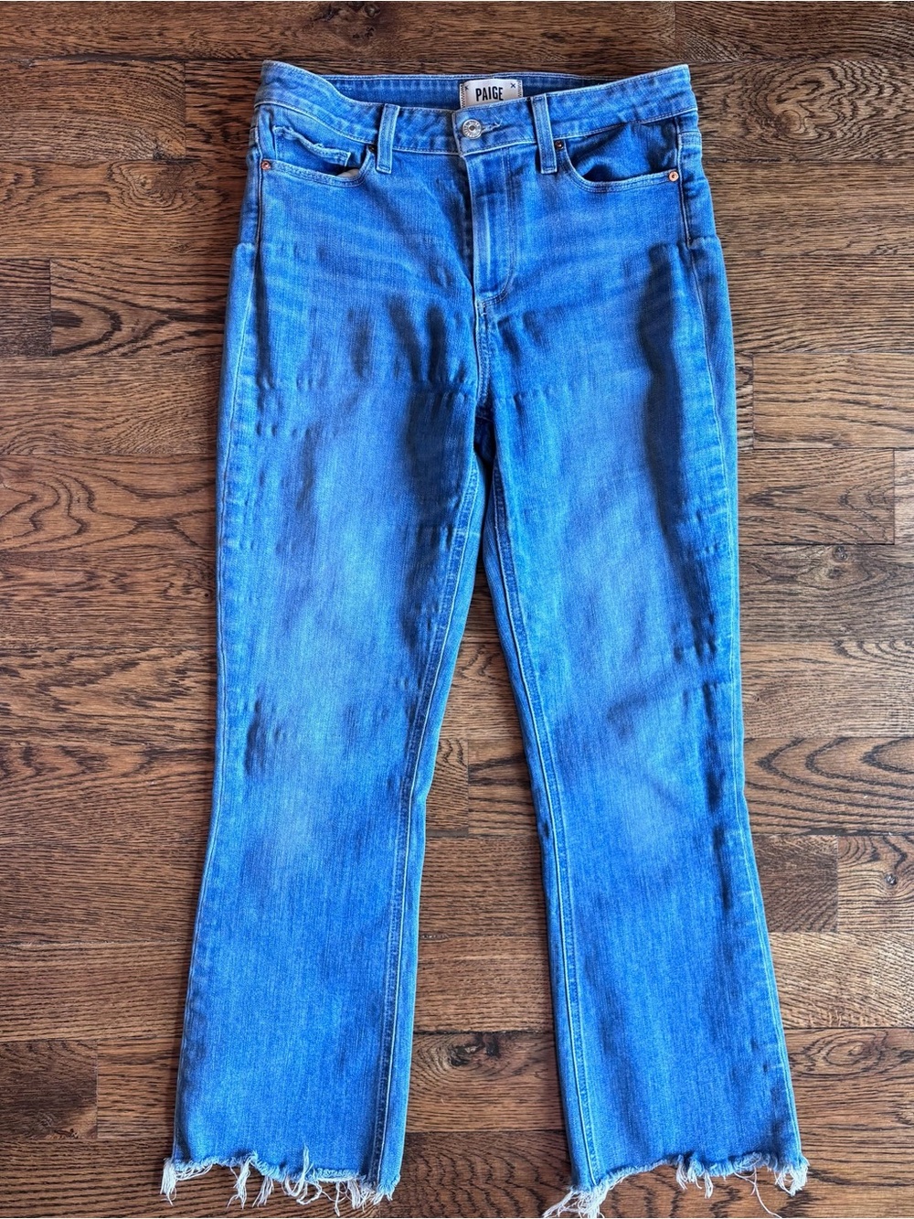 PAIGE Cropped Raw Hem Jeans | Women’s 29 | Light Wash